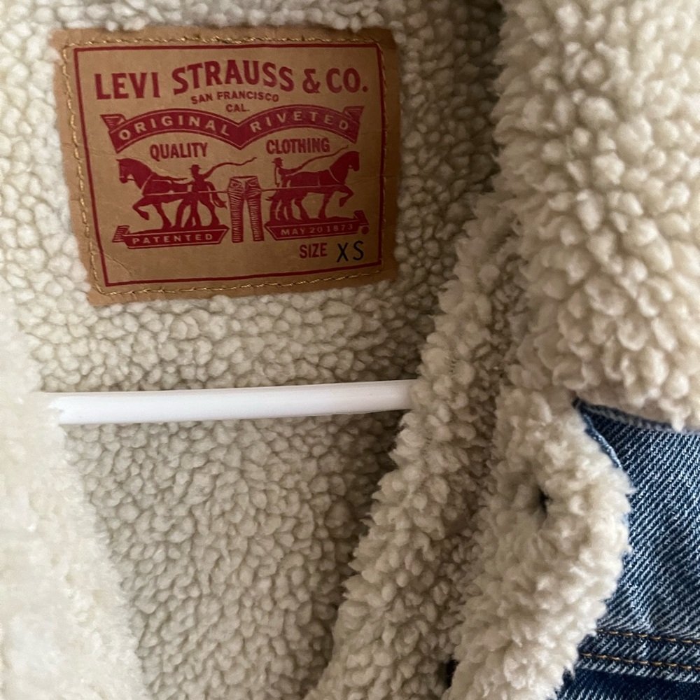 Levi's Light Blue Denim Sherpa Lined Jean Jacket - Picture 6 of 9